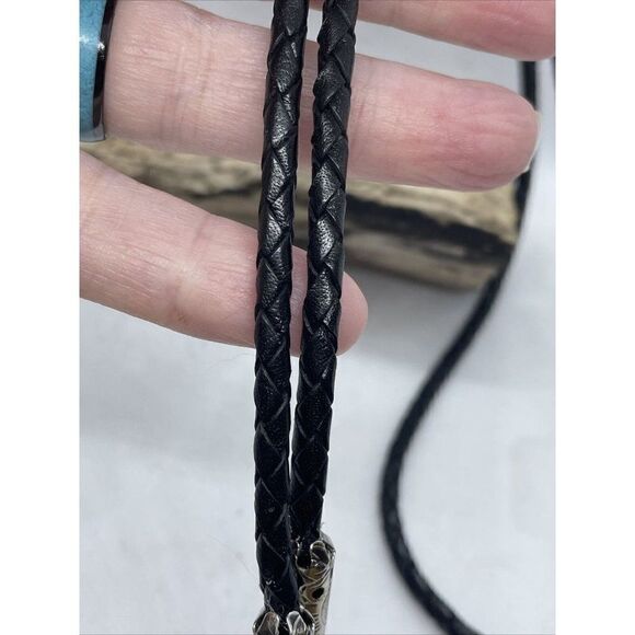 Western Bolo tie Lariat Death Head Moth Skull Cameo Rustic Wedding Attire Party - Picture 14 of 16